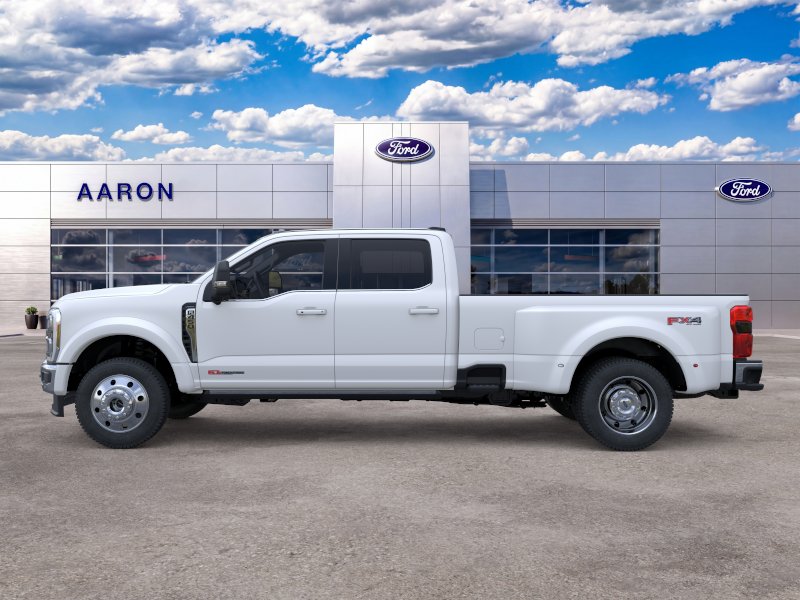 2026 Ford F-450SD Lariat Truck