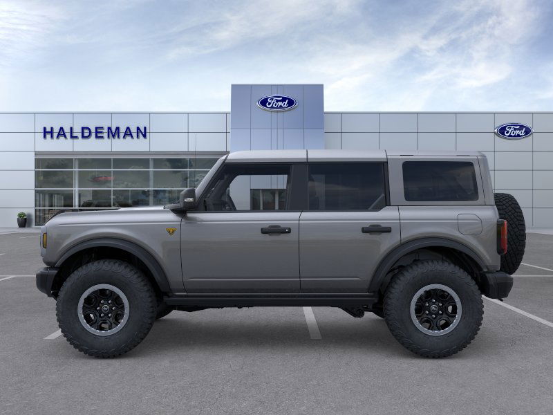 2025 Ford Bronco Badlands photo 3