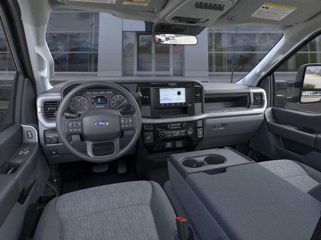 2025 Ford F-250 Super Duty XL - Photo 30