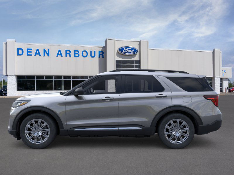 2025 Ford Explorer photo 2