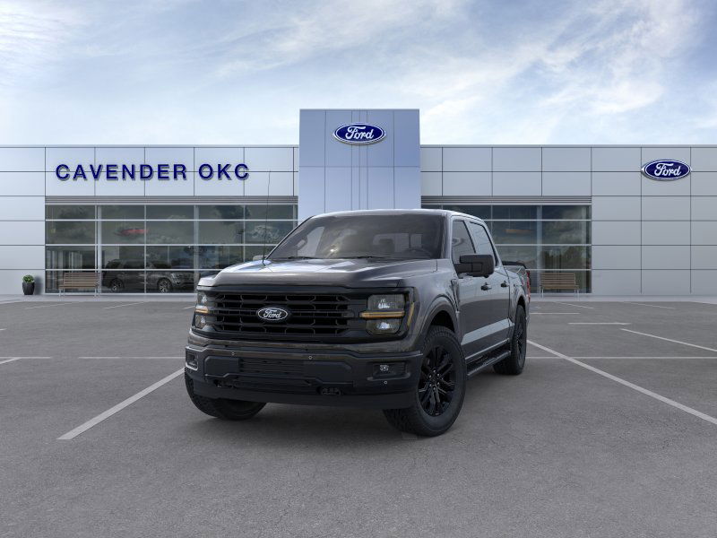 2025 Ford F-150 XLT photo 2