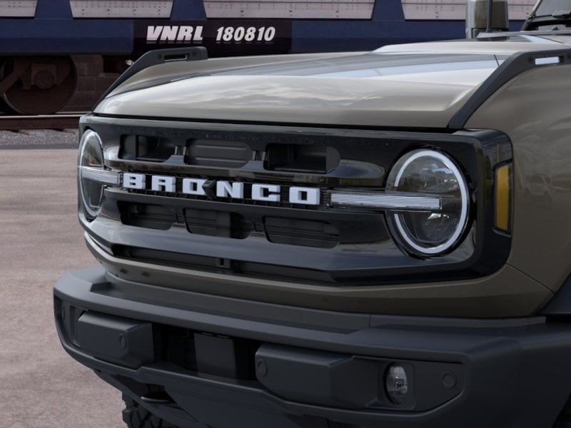 2026 Ford Bronco Outer Banks SUV