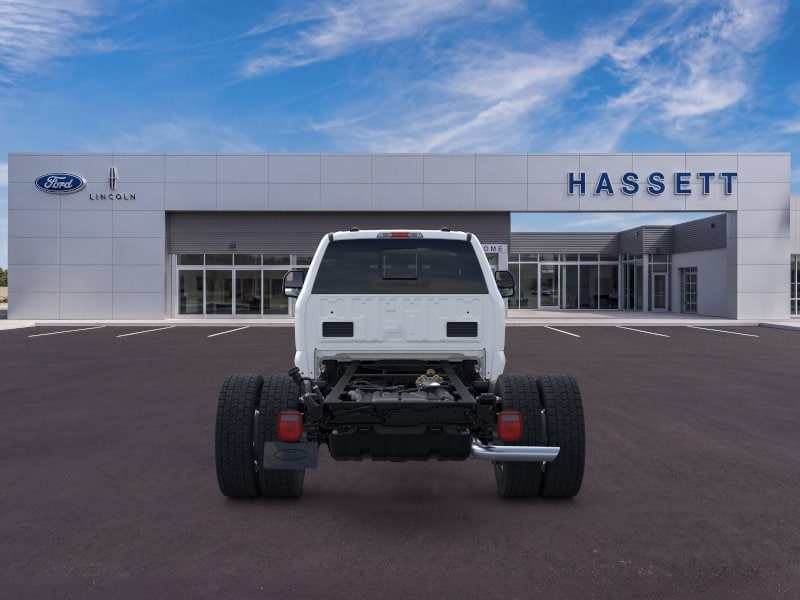 2025 Ford F-550 Super Duty Chassis Cab XL - Photo 30
