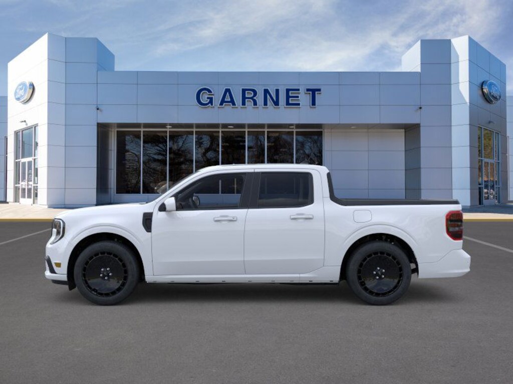 New 2025 Ford Maverick Lobo Standard TRUCK