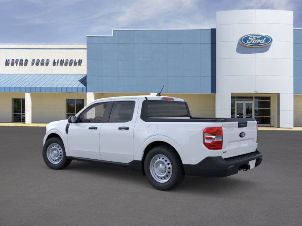 New 2025 Ford Maverick XL SuperCrew