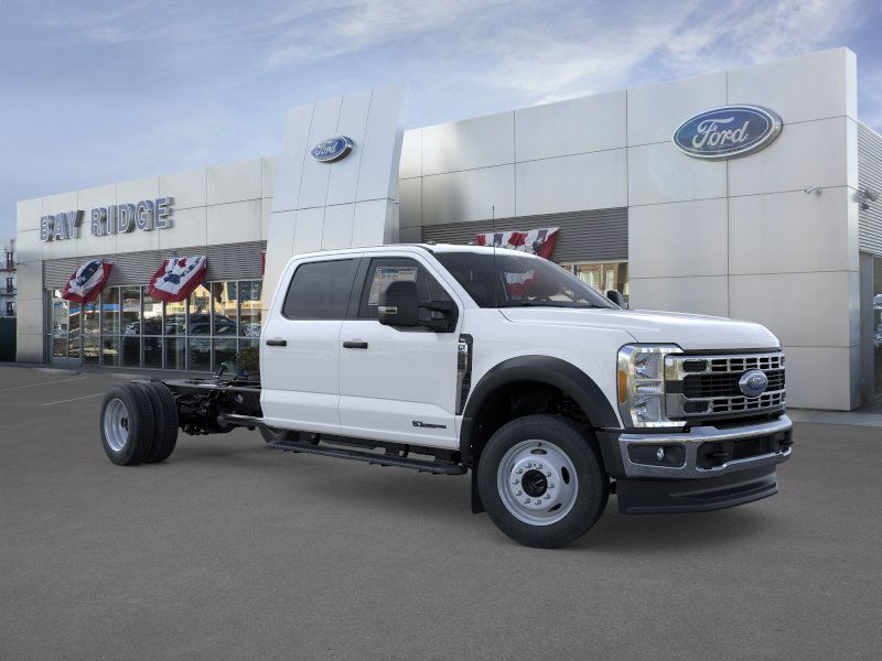 2026 Ford F-550 Super Duty Chassis Cab XL
