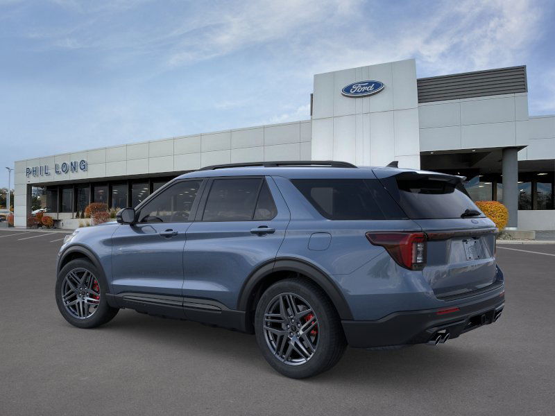 2026 Ford Explorer ST photo 3