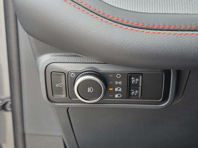 2025 Ford Explorer ST - Photo 44