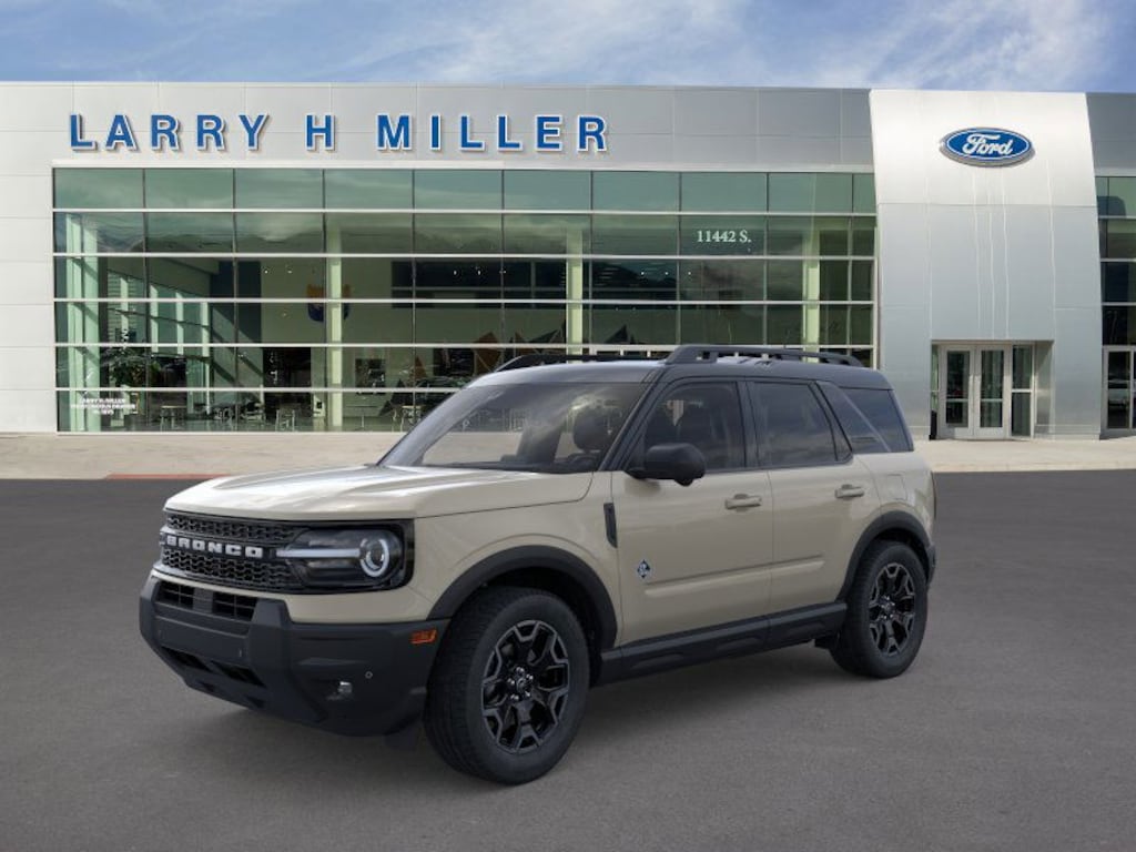 New 2025 Ford Bronco Sport Outer Banks 4x4 I3 Engine