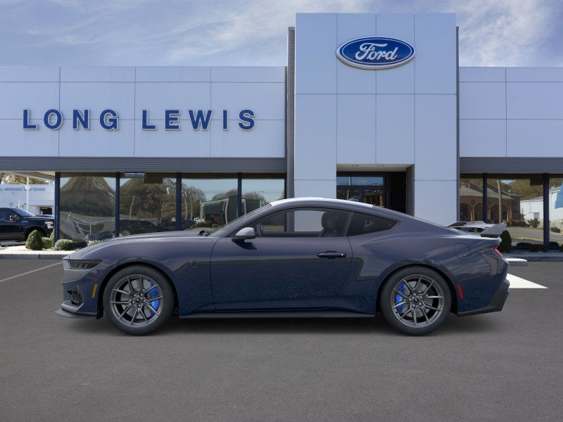 2025 Ford Mustang Dark Horse Deluxe photo 3
