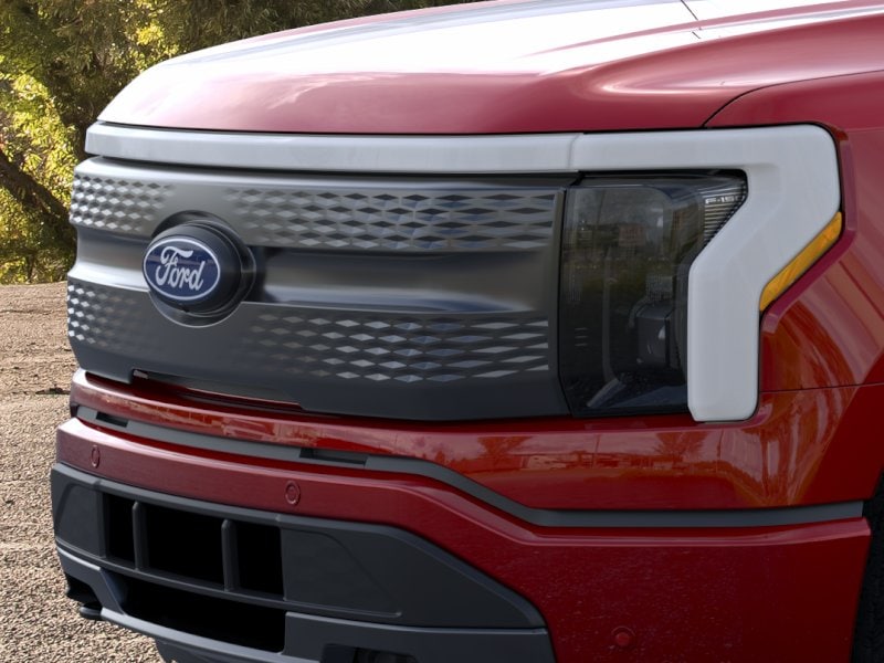 2025 Ford F-150 Lightning Flash - Photo 17