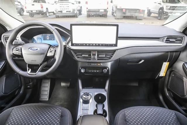 Thumbnail: 2024 Ford Escape - 36