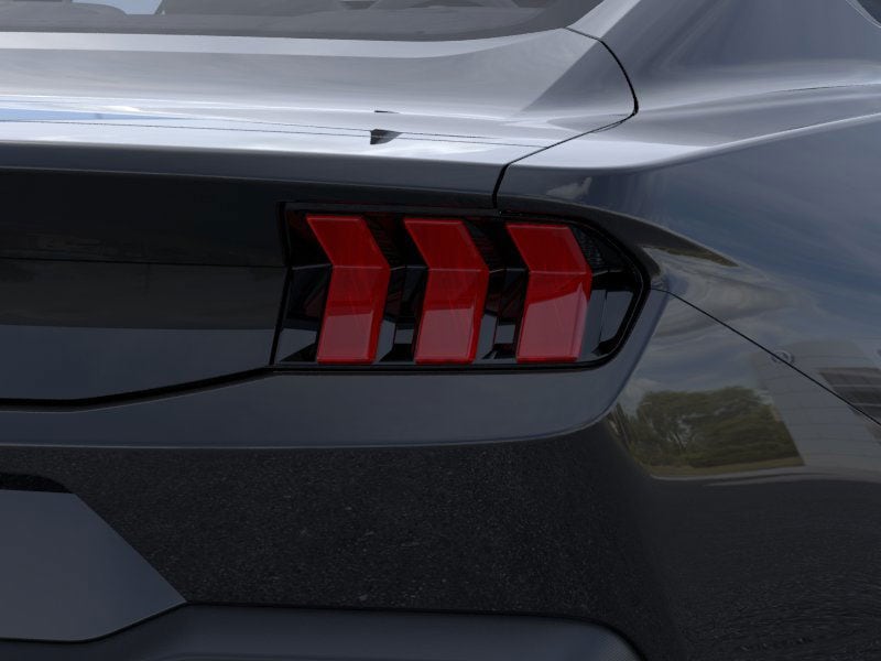 2025 Ford Mustang  21