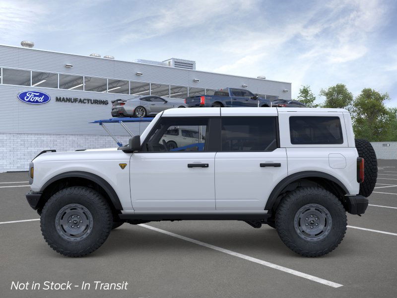 2025 Ford Bronco Badlands photo 3