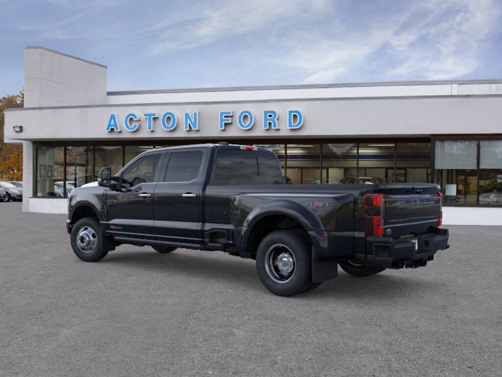 New 2026 Ford Super Duty Platinum Crew Cab Pickup