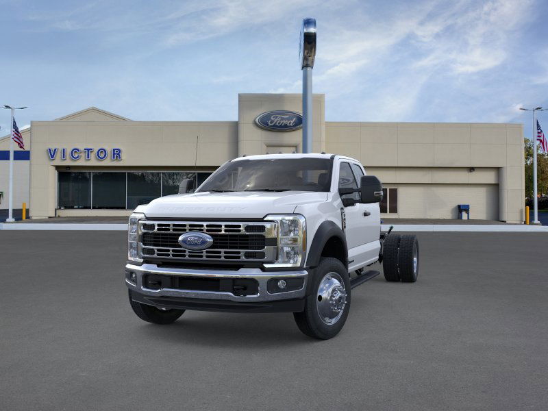 2026 Ford F-450 photo 2