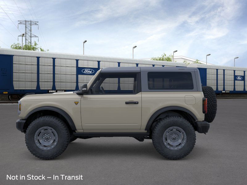 2025 Ford Bronco Badlands photo 3