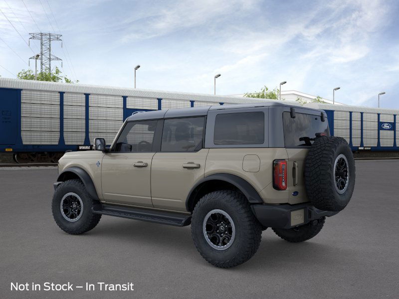 2025 Ford Bronco Outer Banks photo 4