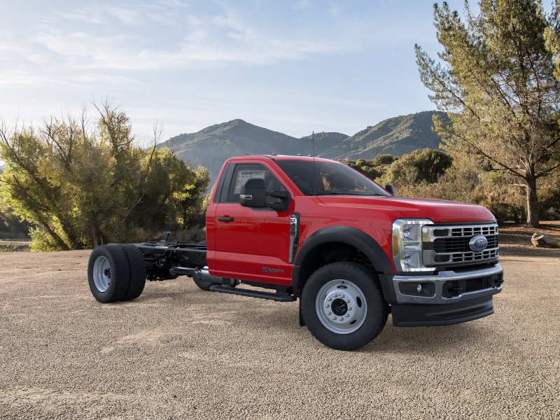 2026 Ford F-450 Super Duty Chassis Cab XL - Photo 7
