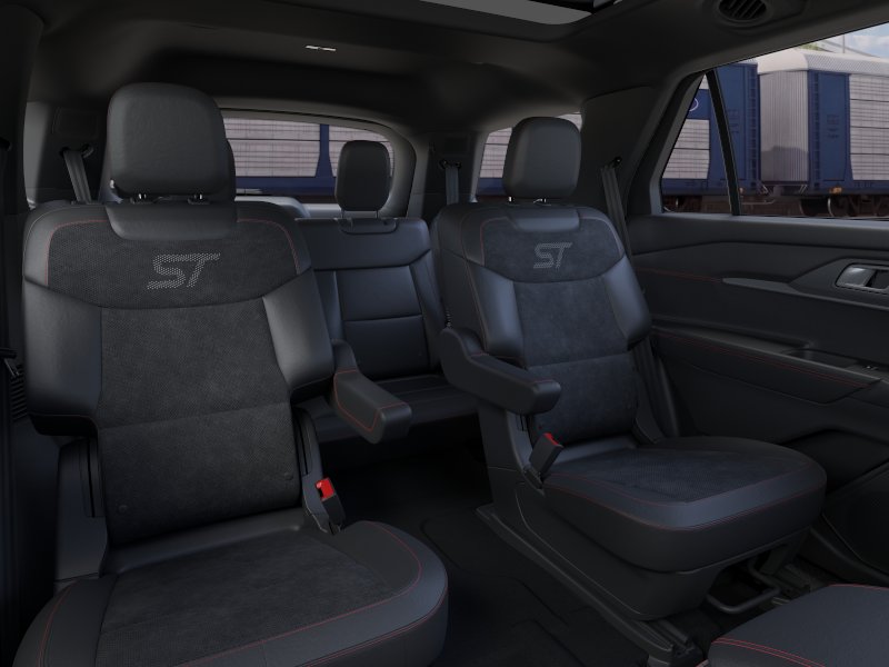 2026 Ford Explorer ST - Photo 11