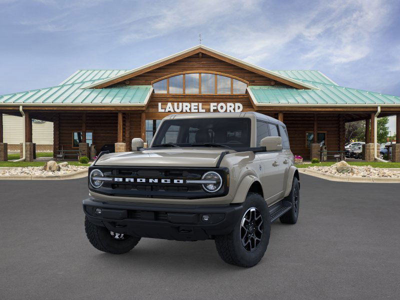 2025 Ford Bronco Outer Banks photo 2