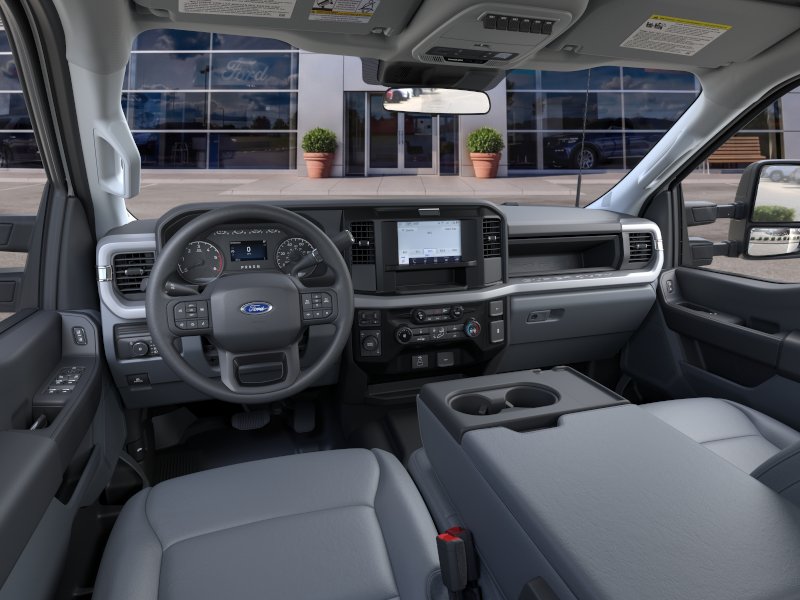 2025 Ford F-450 Super Duty Chassis Cab XL - Photo 10
