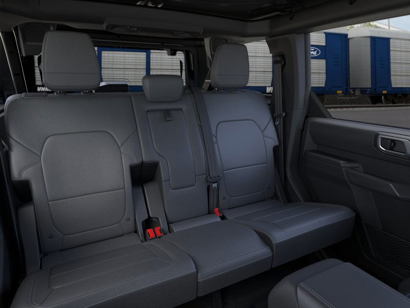 2025 Ford Bronco Outer Banks photo 11