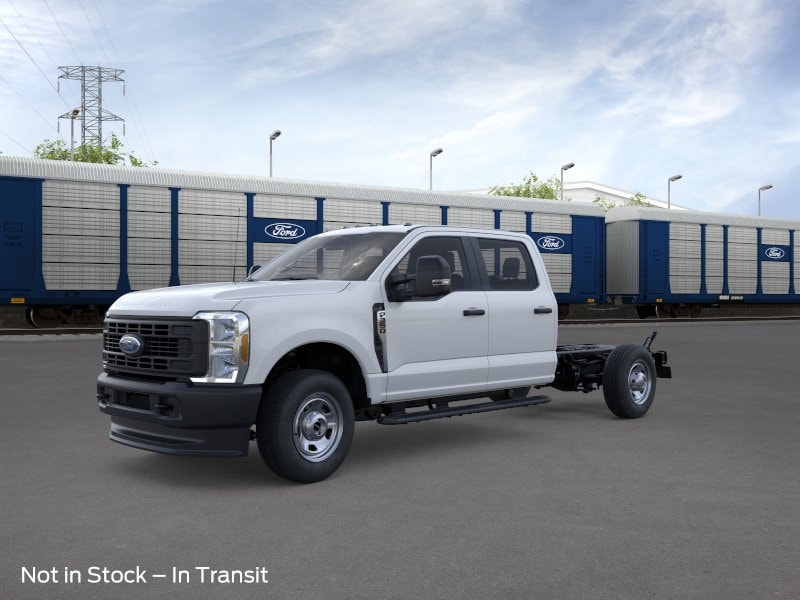 2026 Ford F-350 XL 4x4 Crew Cab 179-In SRW's photo