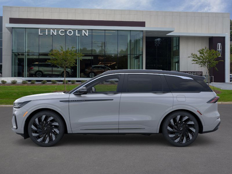 2026 Lincoln Nautilus Black Label photo 3
