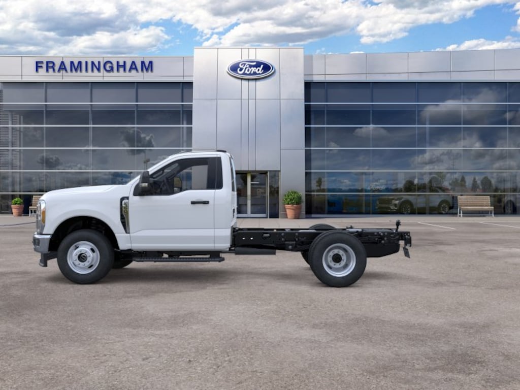 New 2026 Ford F-350SD Chassis F-350® XL Truck Regular Cab
