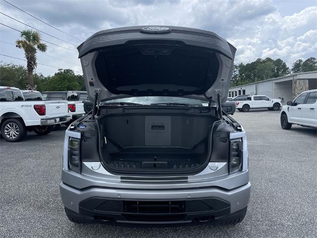 2025 Ford F-150 Lightning Flash - Photo 76