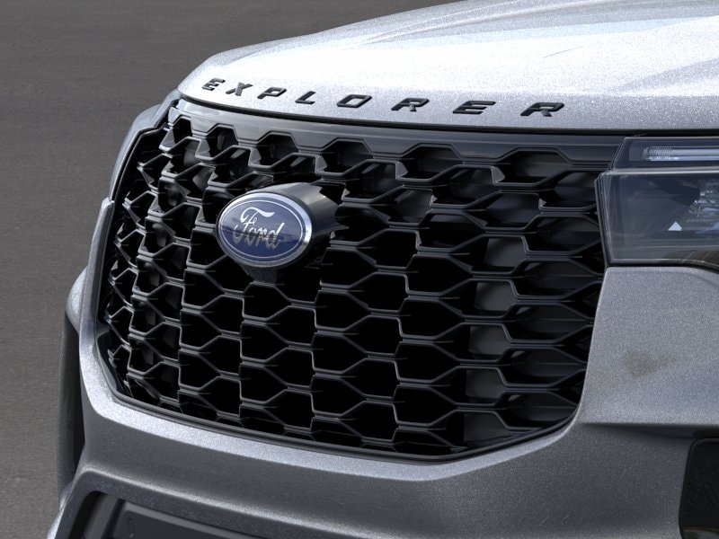 2026 Ford Explorer ST-Line - Photo 17