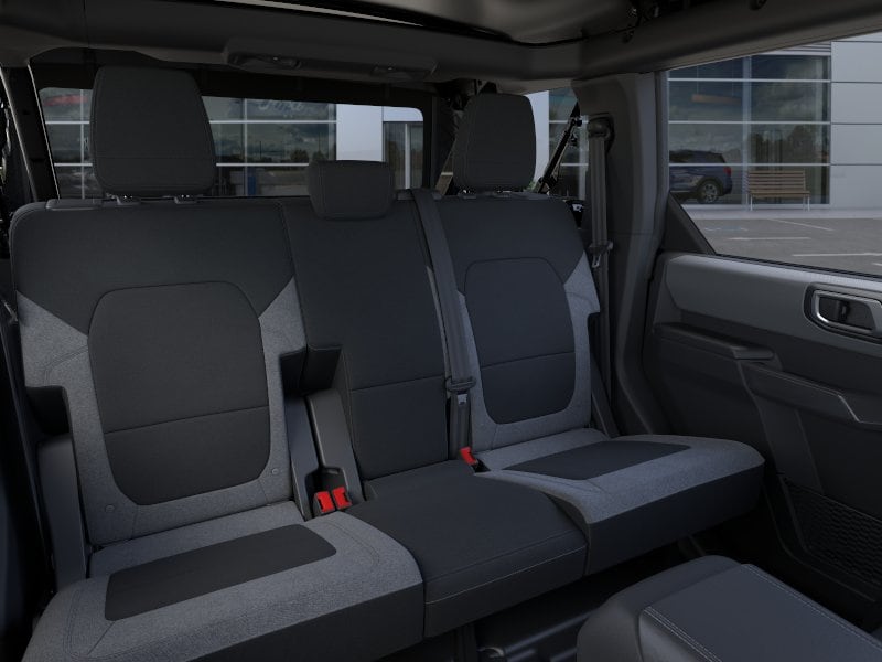 2025 Ford Bronco 4-Door Base - Photo 46