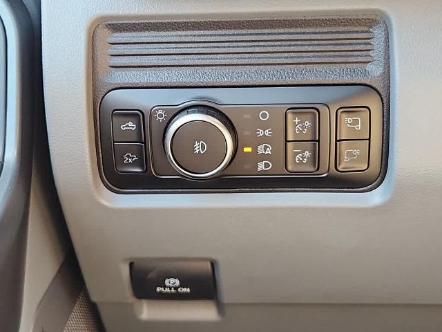 2026 Ford Super Duty F-350 DRW F-350 XLT 4WD Crew Cab 8 Box