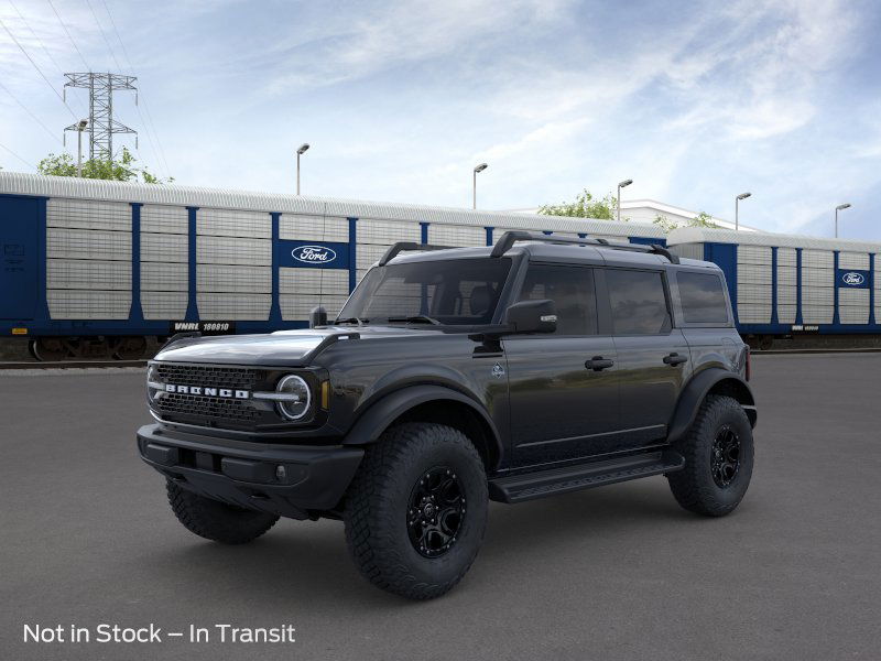 2025 Ford Bronco Outer Banks photo 2