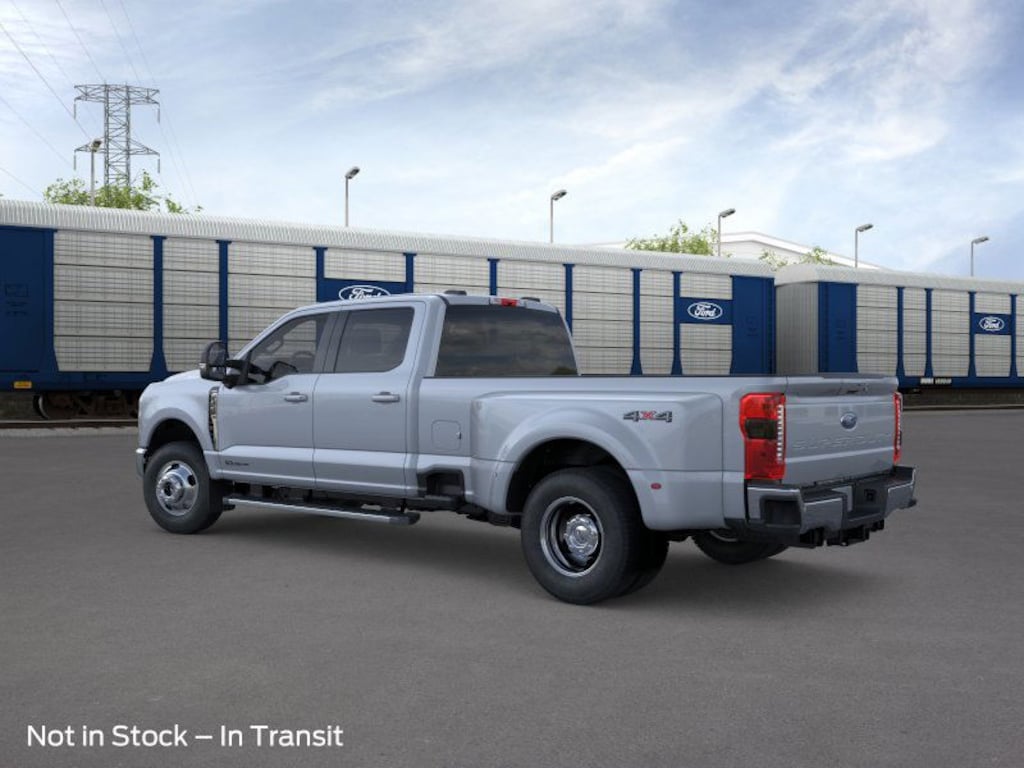 New 2026 Ford Super Duty F-350 Lariat TRUCK