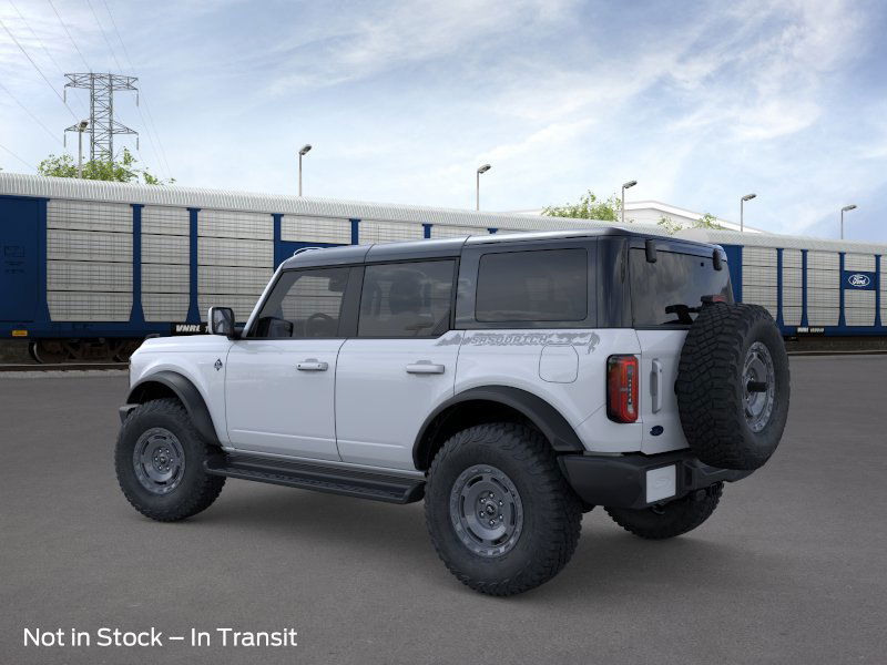 2025 Ford Bronco Outer Banks photo 4
