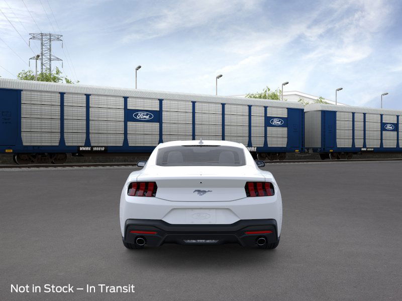 2025 Ford Mustang  14