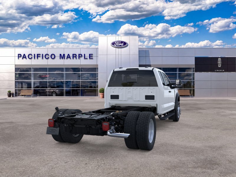 2025 Ford F-450 Super Duty Chassis Cab XL - Photo 9