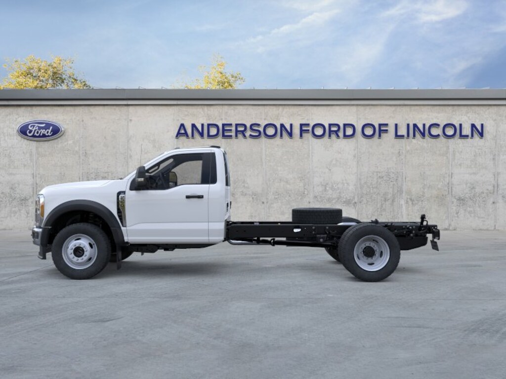 New 2026 Ford Chassis Cab F-550® XLT TRUCK