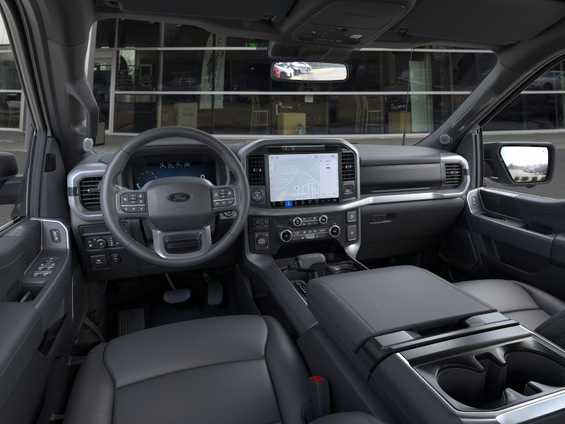 2025 Ford F-150 XLT - Photo 17