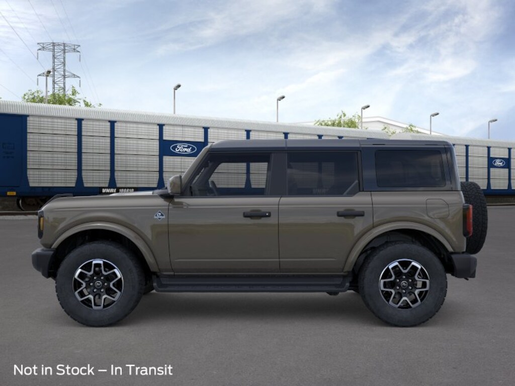 New 2026 Ford Bronco Outer Banks SUV