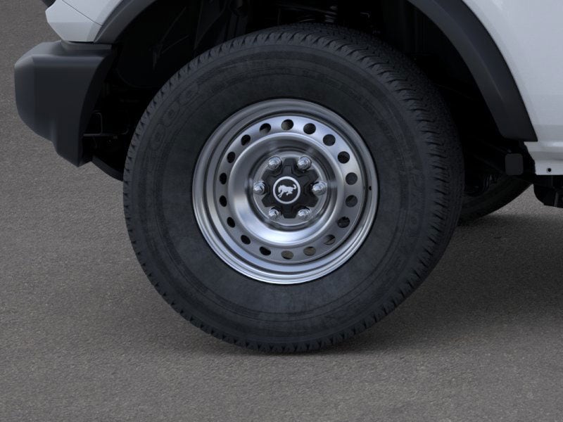 2025 Ford Bronco Base photo 21