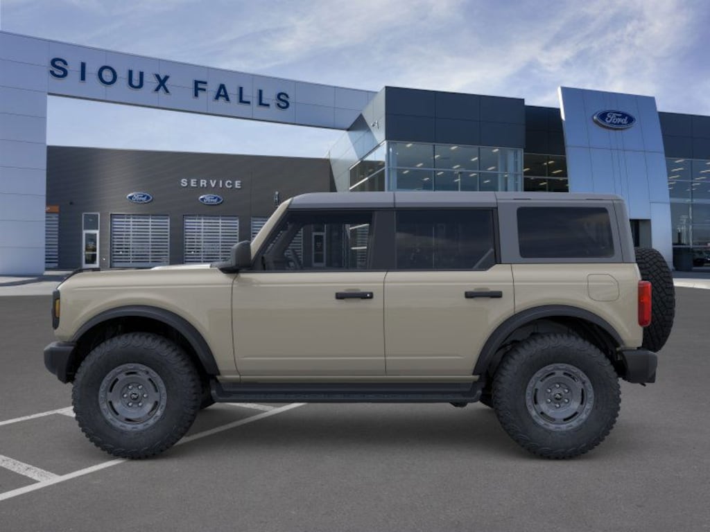 New 2025 Ford Bronco Base SUV