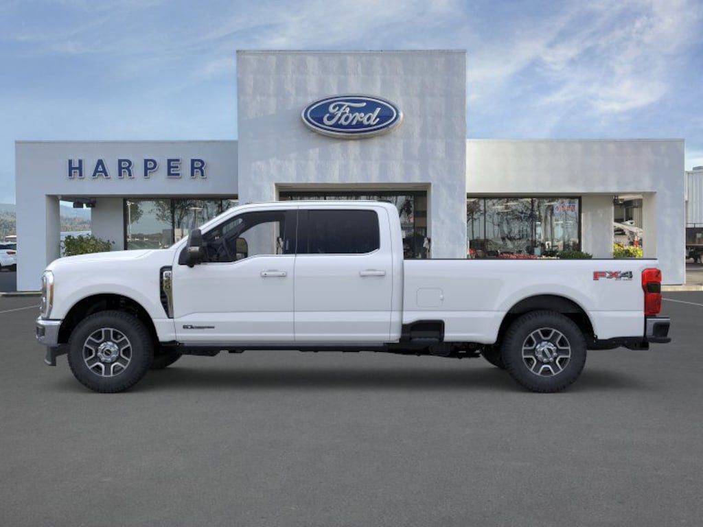 New 2026 Ford Super Duty F-350 Lariat TRUCK