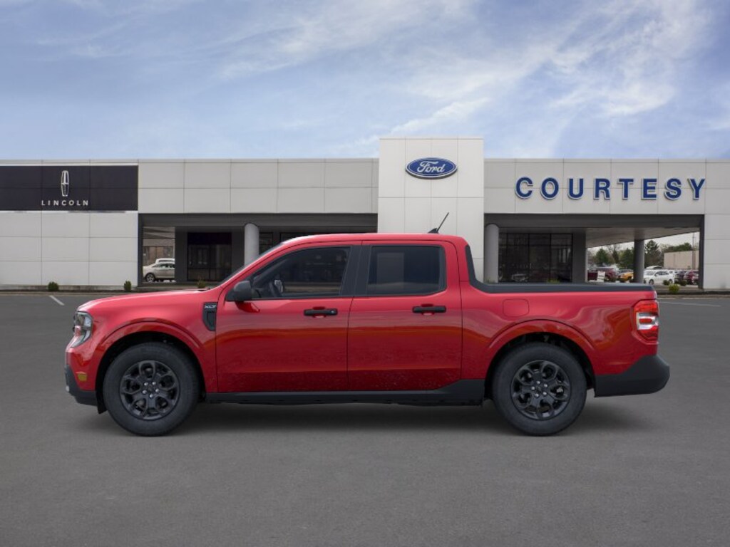 New 2026 Ford Maverick XLT Truck SuperCrew