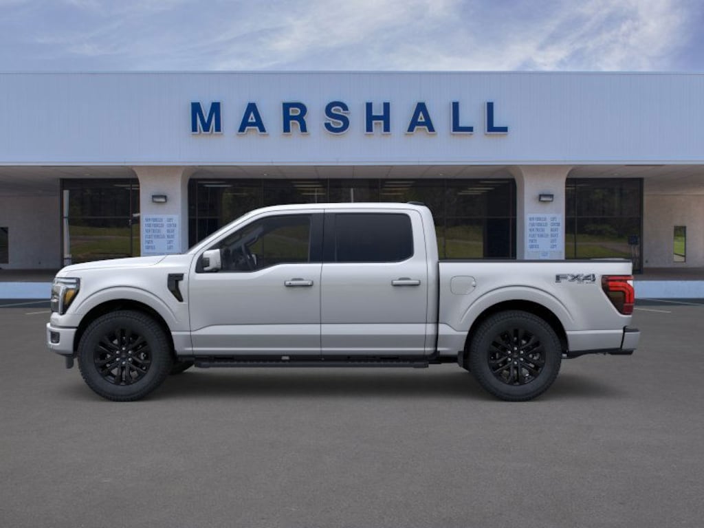 New 2025 Ford F-150 Lariat TRUCK