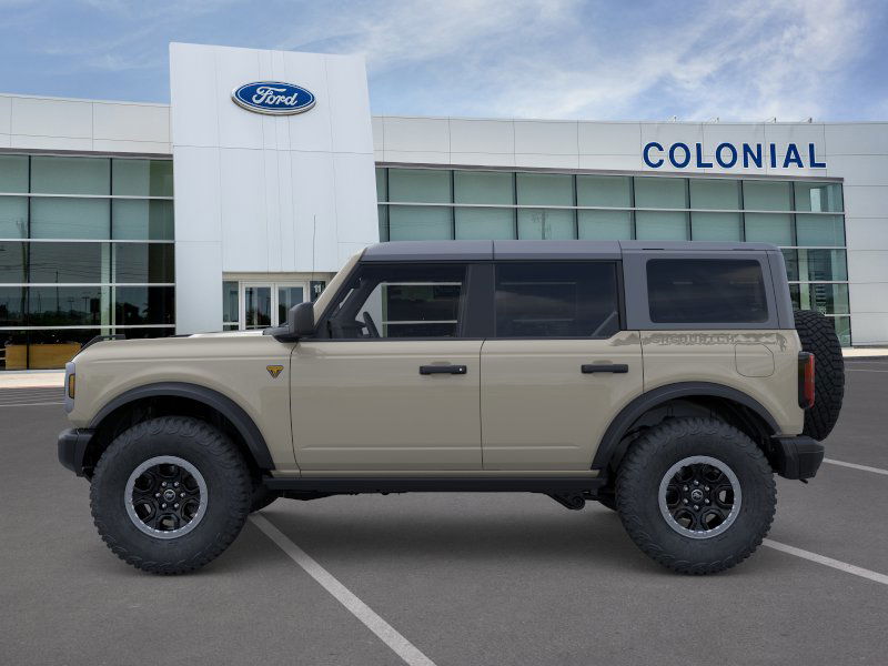 2025 Ford Bronco Badlands photo 3