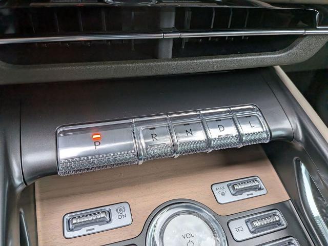 2025 Lincoln Nautilus Reserve CROSSOVERS