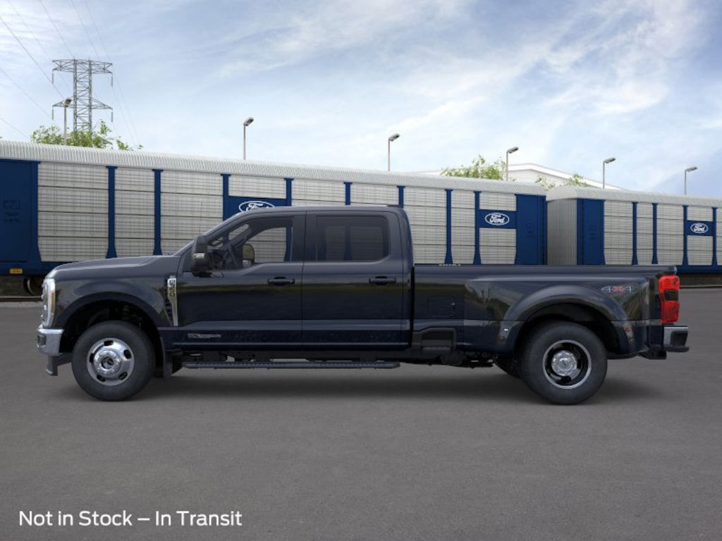 New 2026 Ford Super Duty F-350 DRW XLT 4WD Crew Cab 8 Box 4WD Crew Cab 8 Box